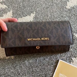 Michael Kors wallet